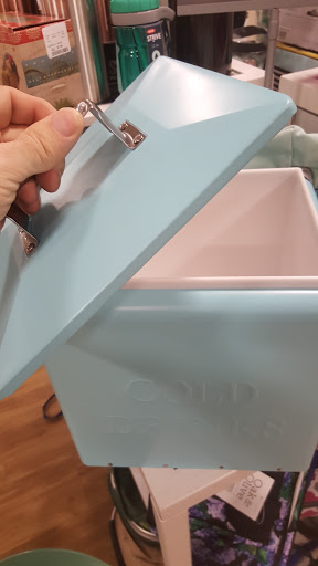 Department Store «T.J. Maxx & HomeGoods», reviews and photos, 105 Middlesex Ave, Somerville, MA 02145, USA