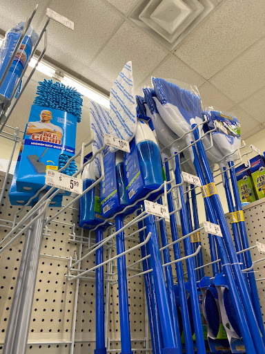 Discount Store «Big Lots», reviews and photos, 4165 E Harry St, Wichita, KS 67218, USA