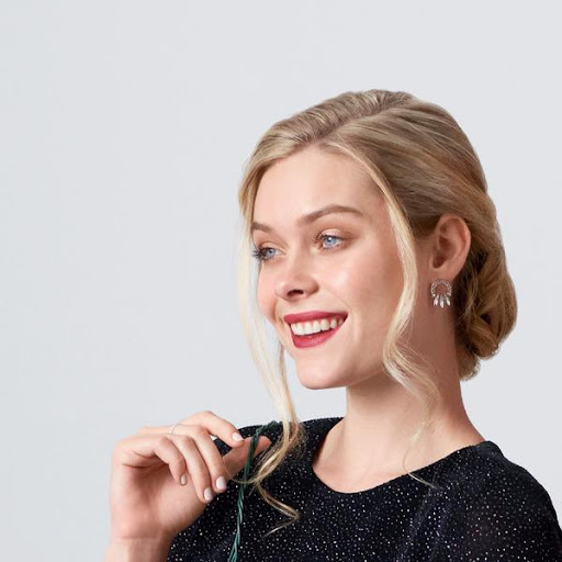 Hair Salon «Fantastic Sams Cut & Color», reviews and photos, 1607 W McClain Ave, Scottsburg, IN 47170, USA