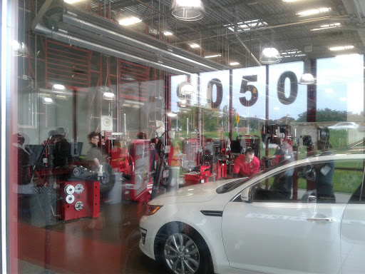 Tire Shop «Discount Tire Store - Clarksville, TN», reviews and photos, 1111 Merchants Blvd, Clarksville, TN 37040, USA