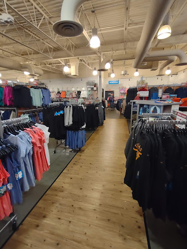 Sportswear Store «Columbia Sportswear Outlet Store», reviews and photos, 5885 Gulf Fwy #301, Texas City, TX 77591, USA