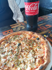 Plats et boissons du Pizzeria Eden Pizza Juvignac - n°2