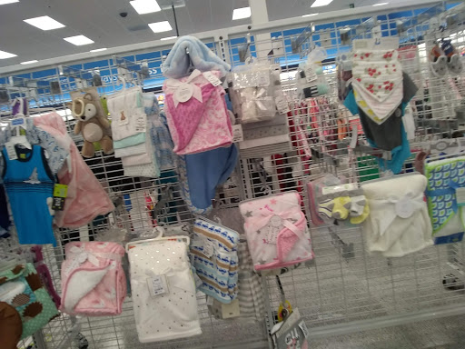 Clothing Store «Ross Dress for Less», reviews and photos, 11310 W Florissant Ave, Florissant, MO 63033, USA