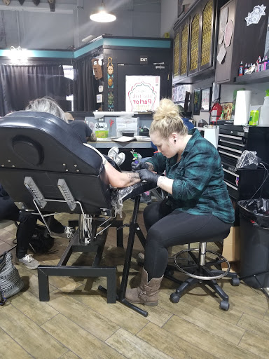 Tattoo Shop «Ink Parlor», reviews and photos, 3425 Main St, Kansas City, MO 64111, USA