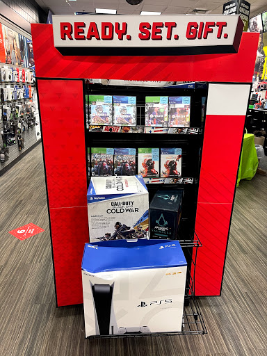 Video Game Store «GameStop», reviews and photos, 184 W Farms Mall, Farmington, CT 06032, USA