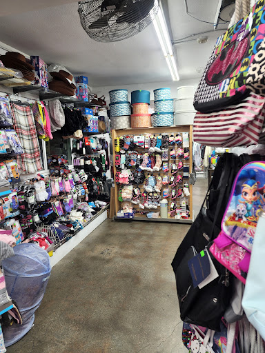 Department Store «Santa Fe Seconds», reviews and photos, 8615 Long Beach Blvd, South Gate, CA 90280, USA