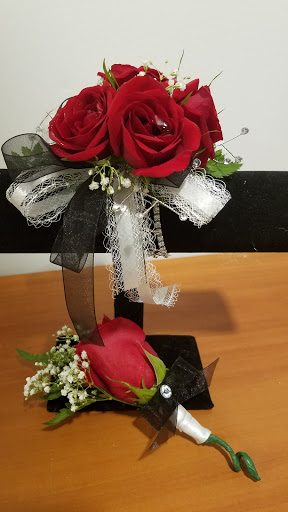 Florist «Florals From The Heart», reviews and photos, 224 Whippoorwill Dr, Raynham, MA 02767, USA