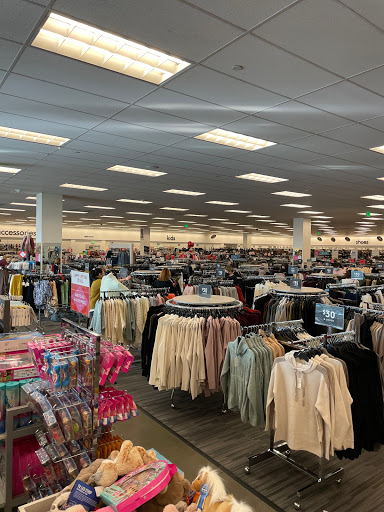 Department Store «Nordstrom Rack Persimmon Place», reviews and photos, 5300 Dublin Blvd, Dublin, CA 94568, USA