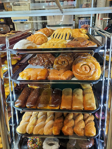 Donut Shop «Yum Yum Donuts», reviews and photos, 9 Fremont Ave, Alhambra, CA 91801, USA