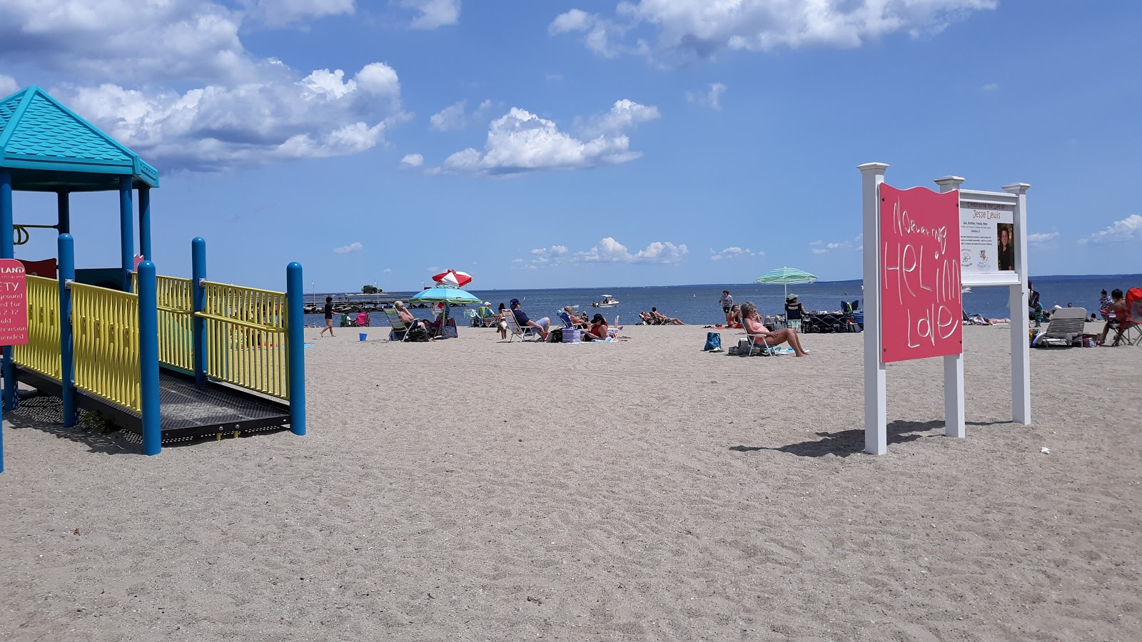 Foto af West Beach - populært sted blandt afslapningskendere