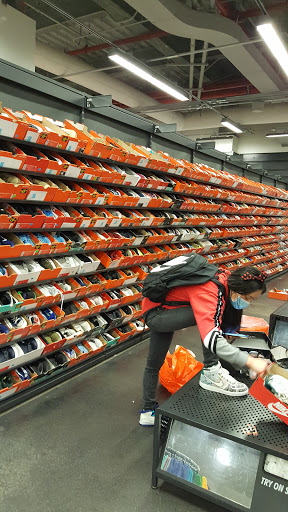 Sporting Goods Store «Nike Clearance Store», reviews and photos, 40-24 College Point Blvd, Flushing, NY 11354, USA