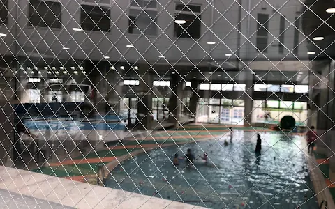 Machida Municipal indoor pool image