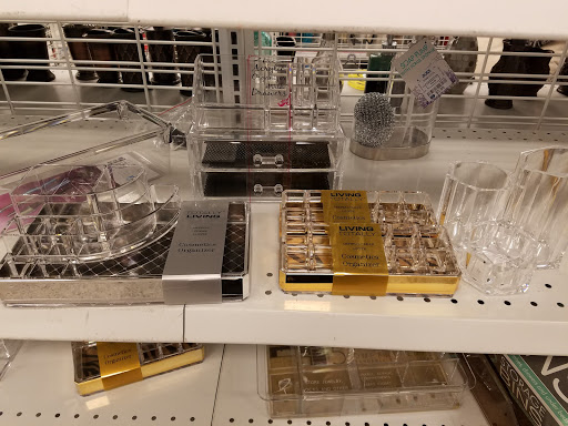 Shopping Mall «Creeks at Virginia Centre», reviews and photos, 9850 Brook Rd, Glen Allen, VA 23059, USA