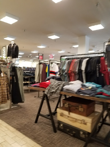 Department Store «Lord & Taylor», reviews and photos, 121 E City Ave, Bala Cynwyd, PA 19004, USA