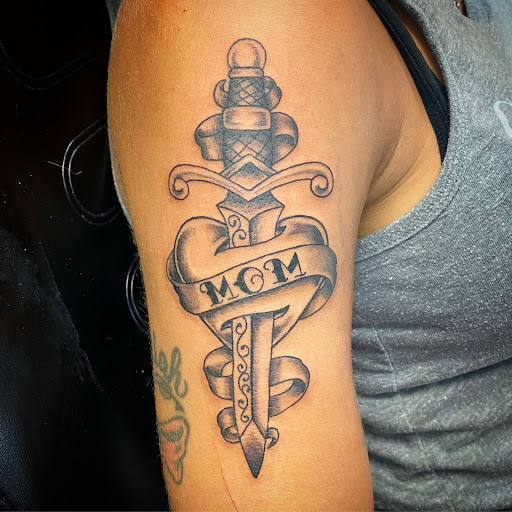 Tattoo Shop «Masterpiece Tattoo & Body Piercing», reviews and photos, 99 NH-28, Salem, NH 03079, USA