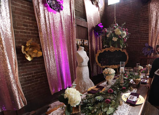 Florist «Parisian Bridal & Flowers», reviews and photos, 7924 Gateway Blvd E #150a, El Paso, TX 79915, USA