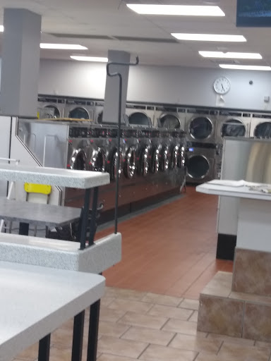 Laundromat «Mac Cleaners and Laundry», reviews and photos, 2245 NE McDaniel Ln, McMinnville, OR 97128, USA