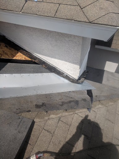 Roofing Contractor «Alvarez Home Repairs, LLC», reviews and photos, 13101 Automobile Blvd, Clearwater, FL 33762, USA