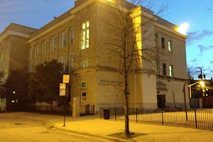 University of Chicago Charter School: Woodlawn Campus