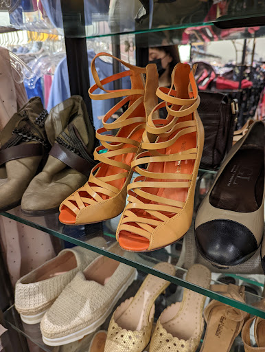 Thrift Store «City Opera Thrift Shop», reviews and photos