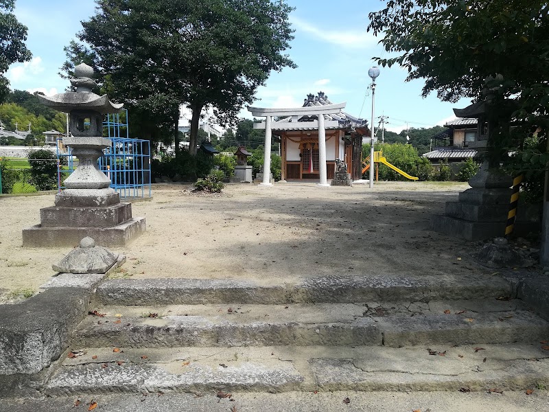 春日神社