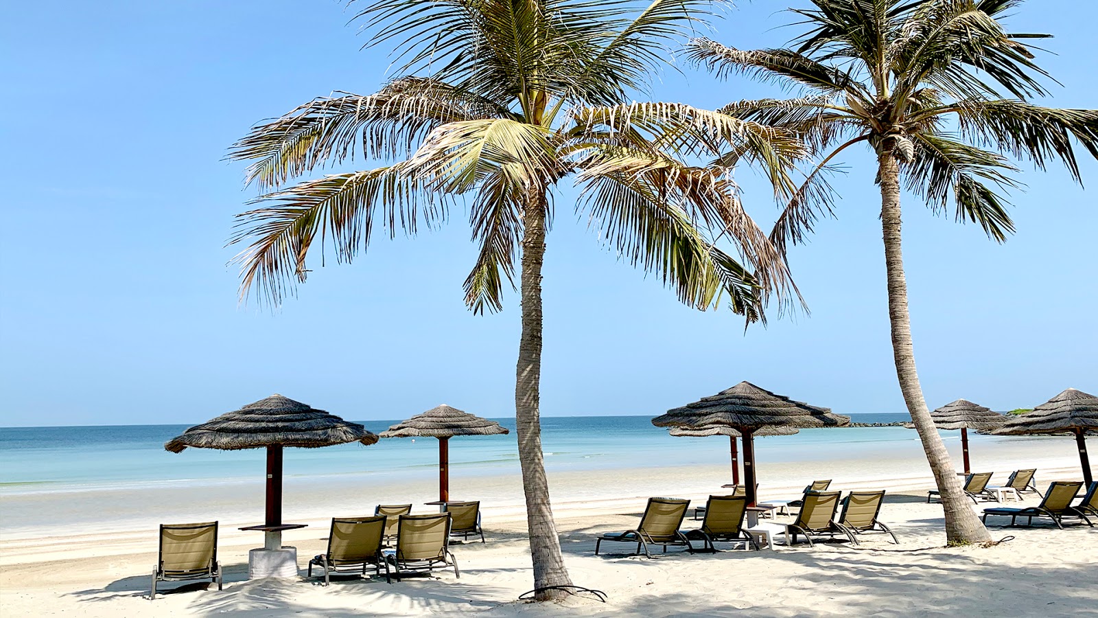 Photo de Plage de la station balnéaire d'Ajman zone de l'hôtel