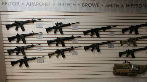 Tire Shop «Discount Tire», reviews and photos, 9099 Westheimer Rd, Houston, TX 77063, USA