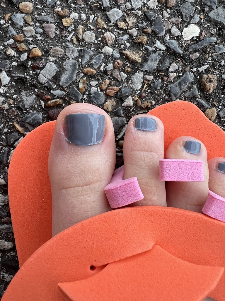 Kathy's Nails 38017