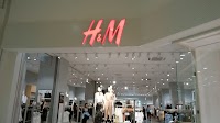 H&M イオンモール浜松志都呂店
