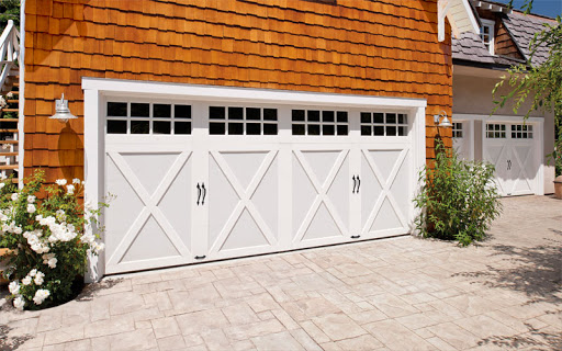 Garage door supplier Savannah