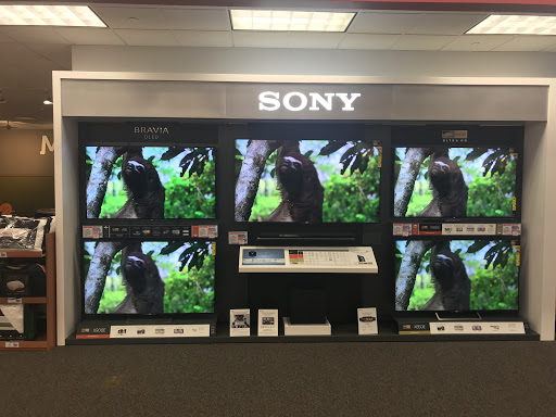 Appliance Store «P.C. Richard & Son», reviews and photos, 110 Federal Rd, Danbury, CT 06811, USA