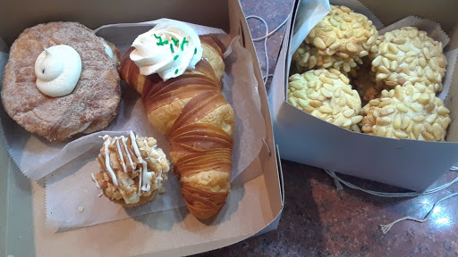 Bakery «Alpine Pastry Shop», reviews and photos, 59 NY-111, Smithtown, NY 11787, USA