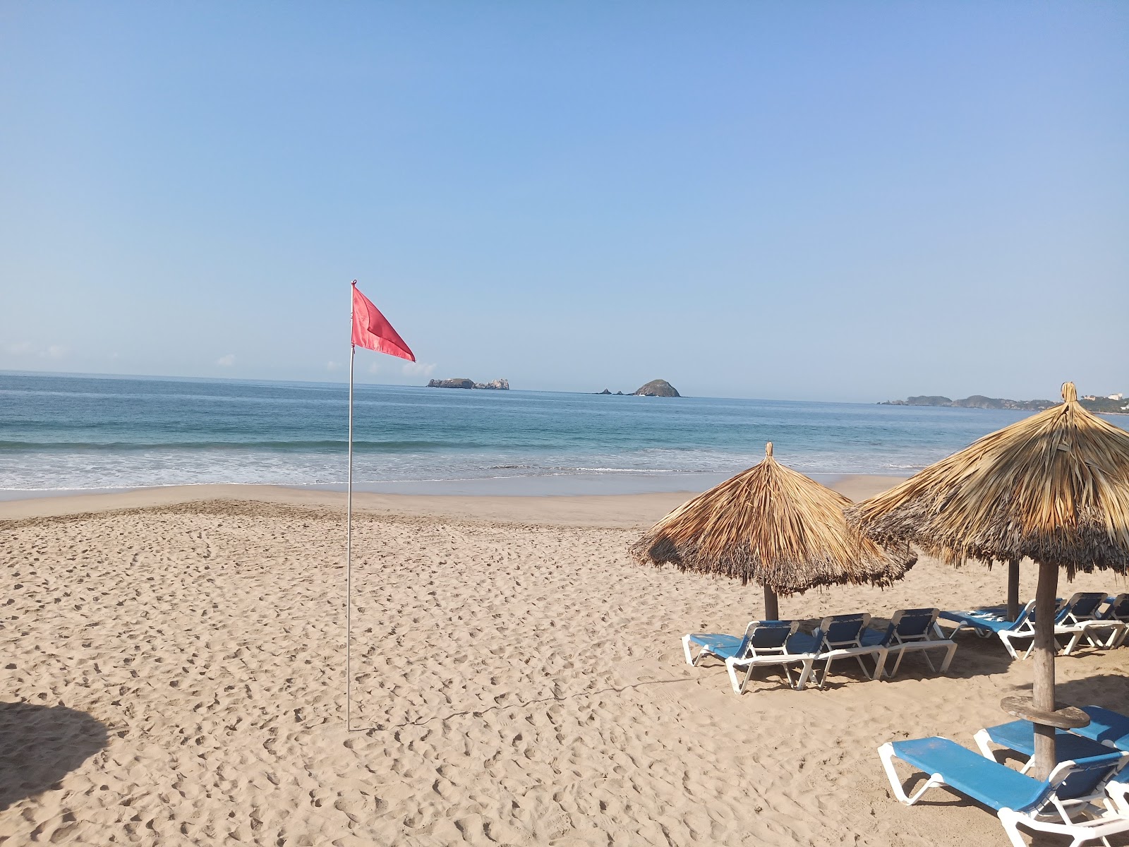 La Cucaracha beach photo #9