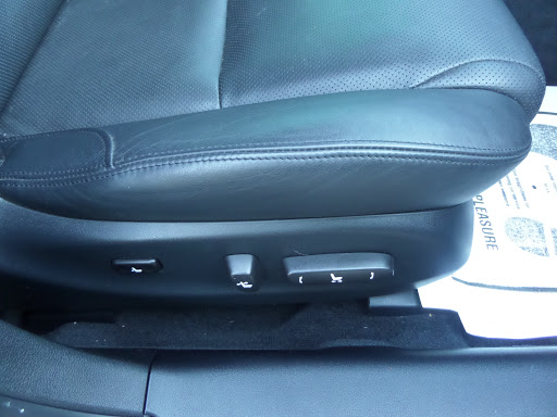 Macrocar Sales Inc, 1055 Wooster Road North, Barberton, OH 44203, USA, 