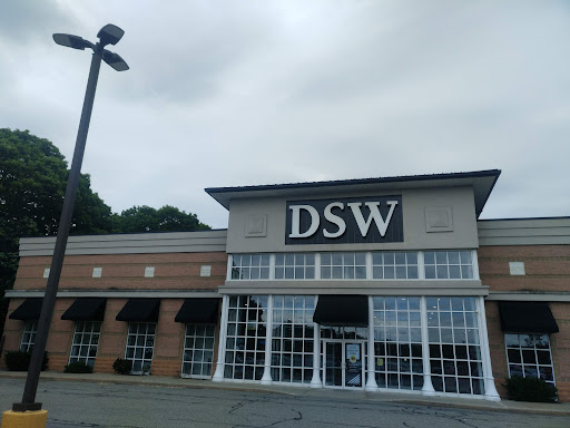 Shoe Store «DSW Designer Shoe Warehouse», reviews and photos, 1350 Bald Hill Rd, Warwick, RI 02886, USA