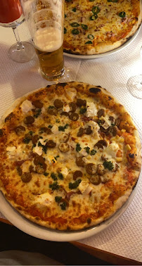 Pizza du Restaurant italien Aux Trois Goûts - Eckbolsheim - n°9