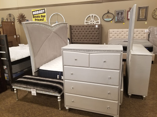 Furniture Store «The Furniture Mart - Fridley», reviews and photos, 5401 E River Rd Service Road, Fridley, MN 55421, USA