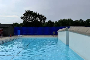 Lyon Leisure Pool image