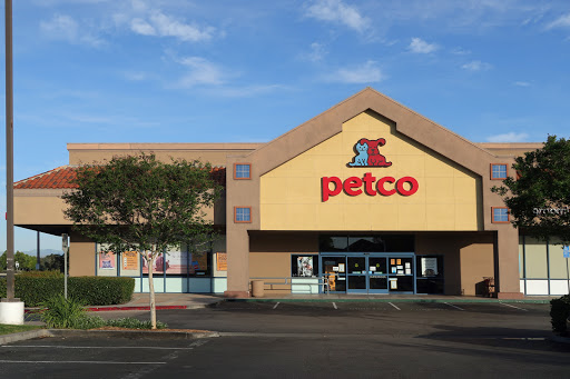 Petco Animal Supplies, 26501 Bouquet Canyon Rd, Saugus, CA 91350, USA, 