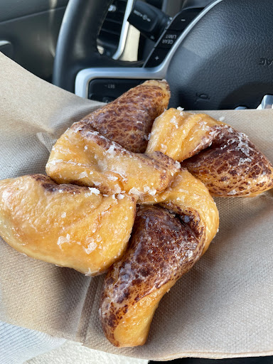 Donut Shop «Donut Hut», reviews and photos, 31 Little Canada Rd E, Little Canada, MN 55117, USA