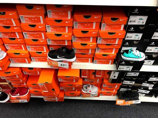 Shoe Store «Rack Room Shoes», reviews and photos, 820 W Stacy Rd #318, Allen, TX 75013, USA