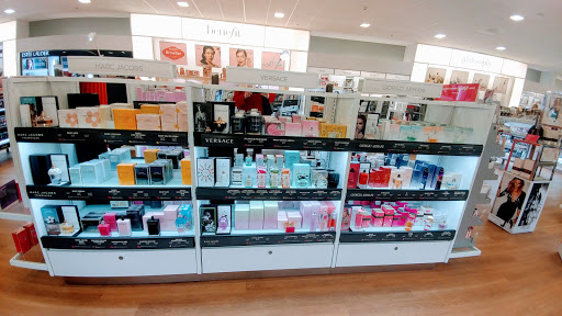 Hair Salon «Ulta Beauty», reviews and photos, 45 Gosling Rd, Newington, NH 03801, USA