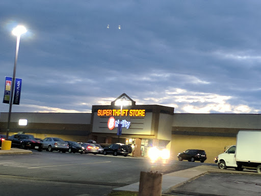 Thrift Store «B-thrifty - The Super Thrift Store», reviews and photos, 13412 Jefferson Davis Hwy, Woodbridge, VA 22191, USA
