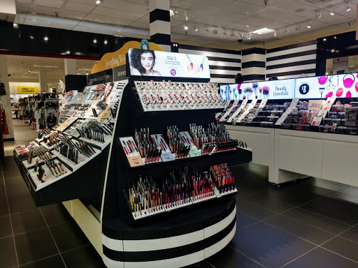 Cosmetics Store «SEPHORA inside JCPenney», reviews and photos, 7850 Mentor Ave Ste 930, Mentor, OH 44060, USA