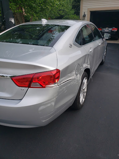 Auto Repair Shop «Adams Collision Service», reviews and photos, 11550 Kreutzer Rd, Huntley, IL 60142, USA