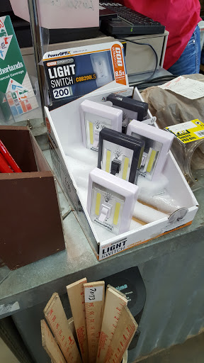 Hardware Store «Sutherlands Lumber #3119», reviews and photos, 4545 College St, Beaumont, TX 77707, USA