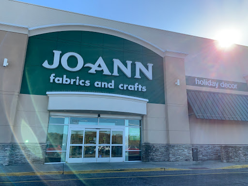 Fabric Store «Jo-Ann Fabrics and Crafts», reviews and photos, 5381 Darrow Rd, Hudson, OH 44236, USA