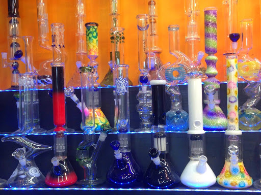 Tobacco Shop «Puff Puff Pass Smoke Shop», reviews and photos, 125 W Sunrise Blvd, Fort Lauderdale, FL 33311, USA