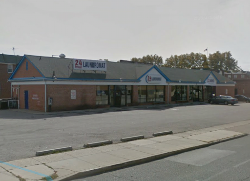 Laundromat «24 Hour Laundromat», reviews and photos, 840 Garrett Rd, Upper Darby, PA 19082, USA