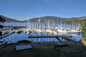 Maple Bay Yacht Club image
